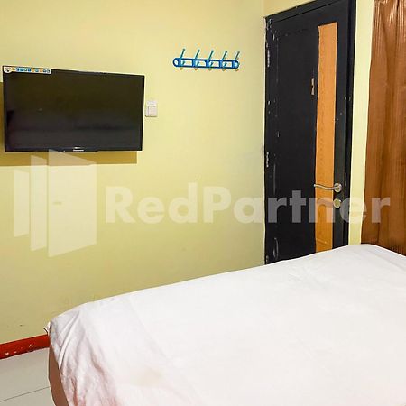 Audah Guesthouse Syariah Redpartner Jacarta Exterior foto