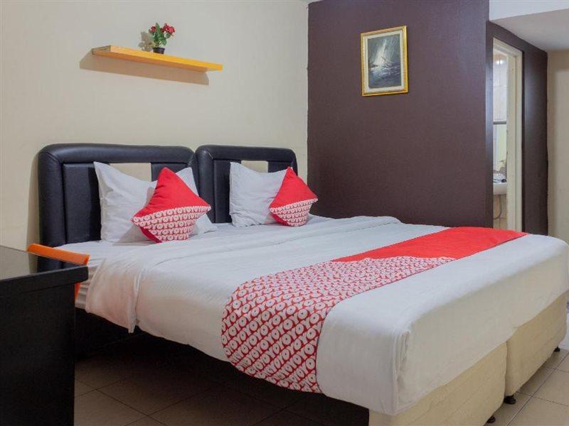 Audah Guesthouse Syariah Redpartner Jacarta Exterior foto
