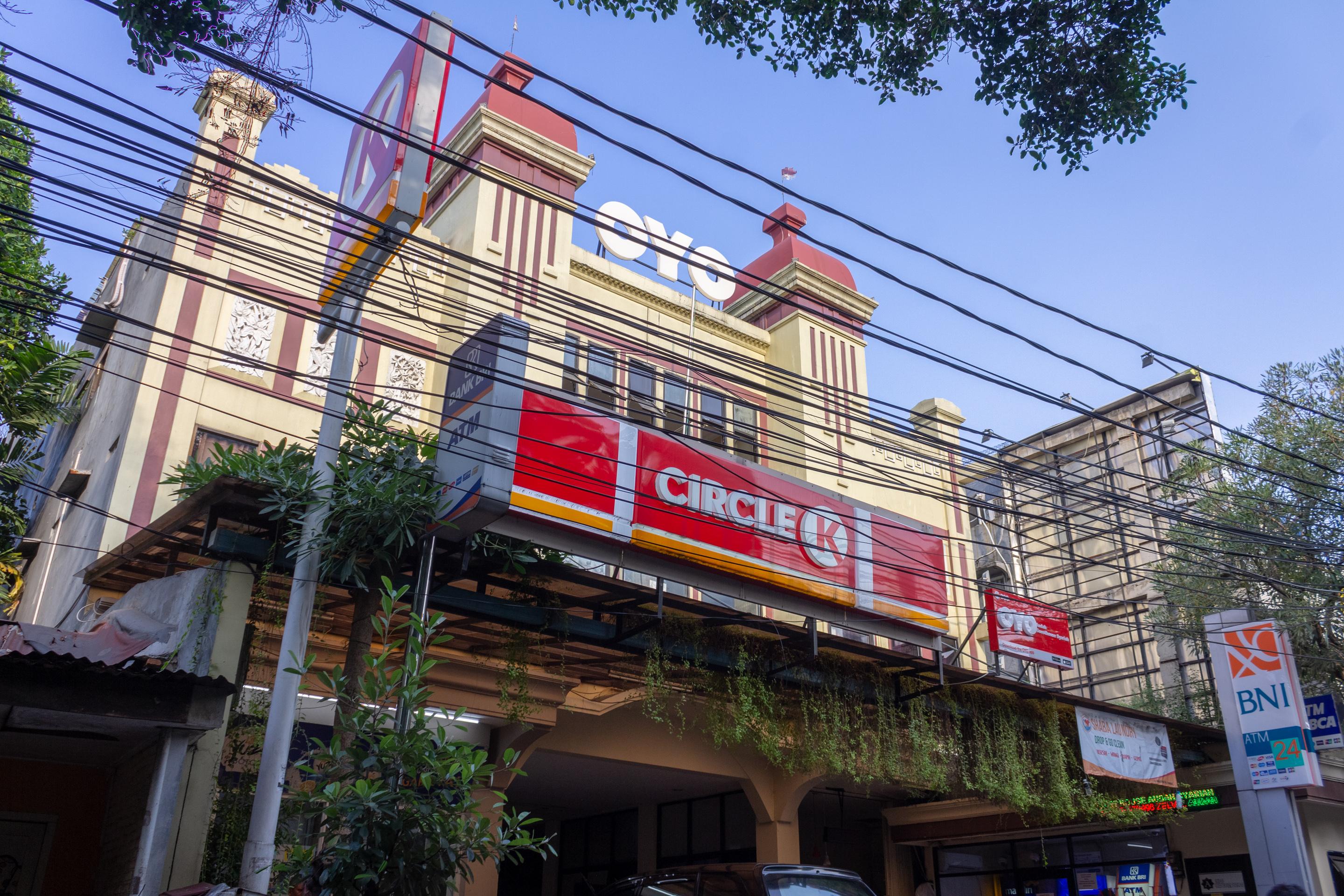 Audah Guesthouse Syariah Redpartner Jacarta Exterior foto