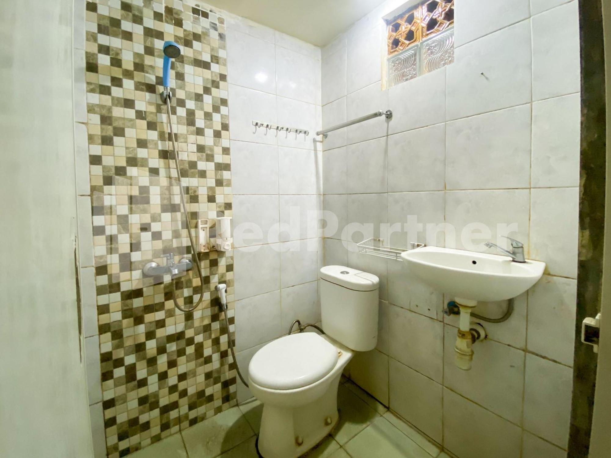 Audah Guesthouse Syariah Redpartner Jacarta Exterior foto